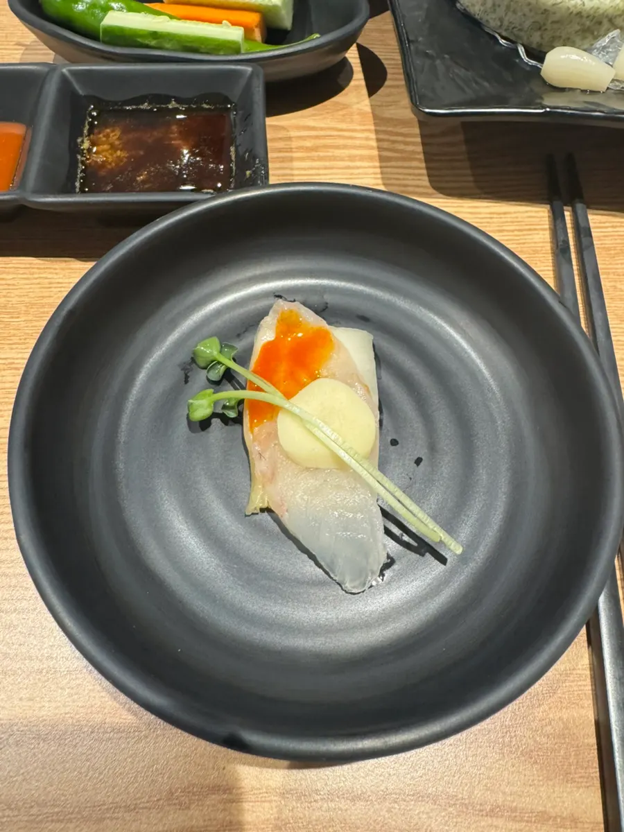 광어 우럭 참돔 도다리가 담긴 모둠회