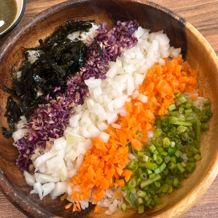 흔들어 사용하는 와사비간장 소스