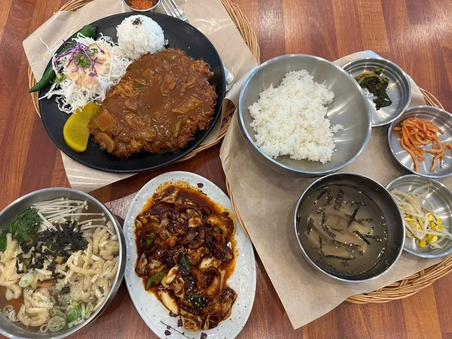 2인 세트 1번과 할매우동 한상
