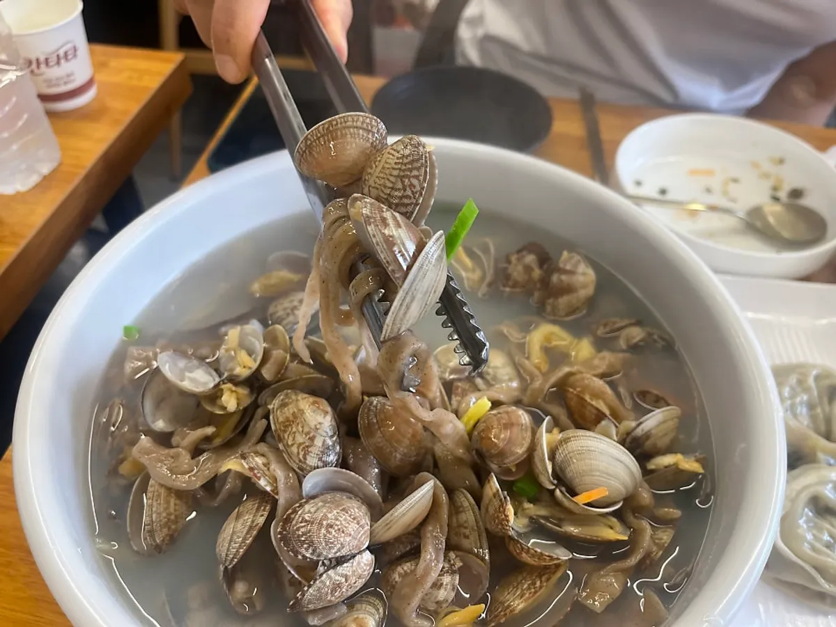 Buckwheat clam noodle soup packed with clams