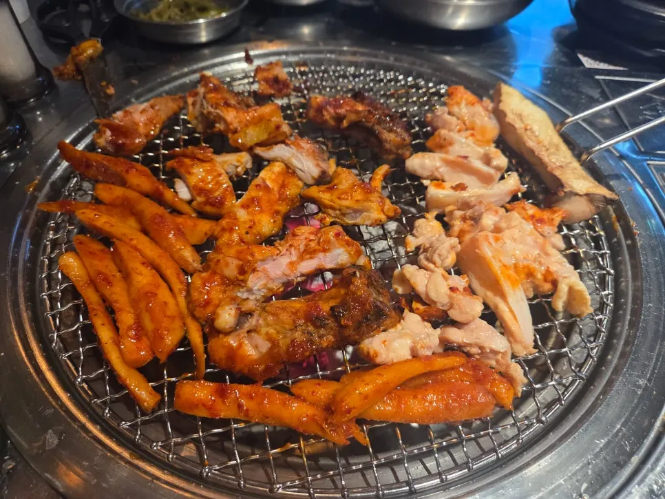 Gochujang dakgalbi and chicken cartilage