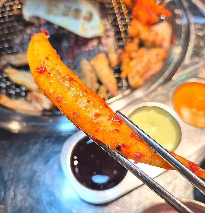 Spicy seasoned grilled deodeok