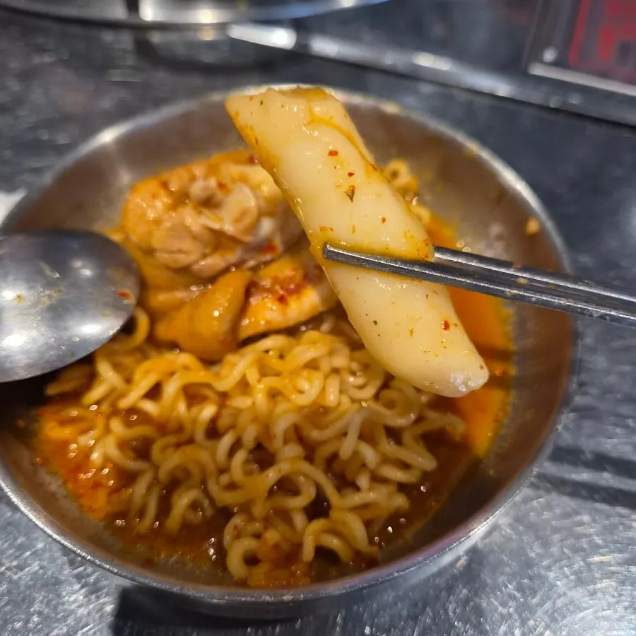 Rice cake and potato included in the default sides