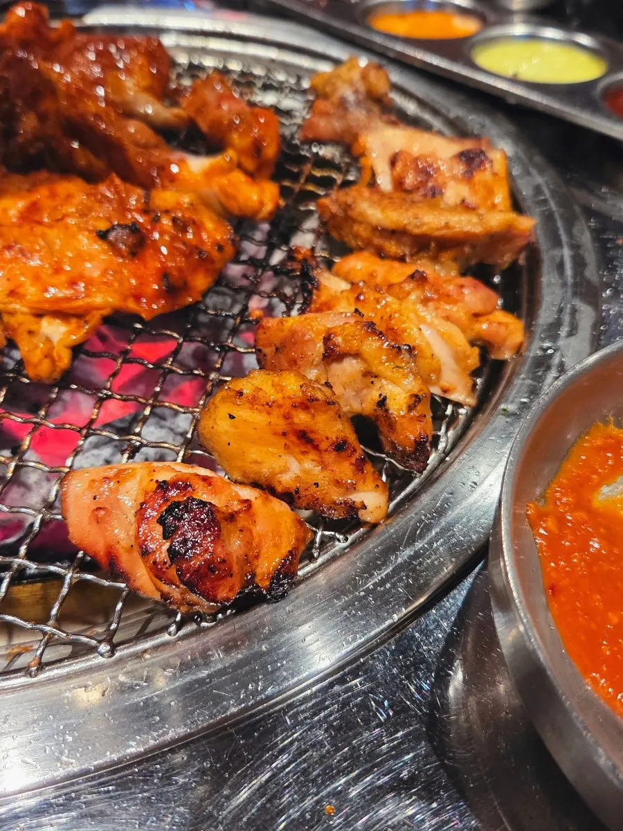 달짝지근한 간장 숯불 닭갈비