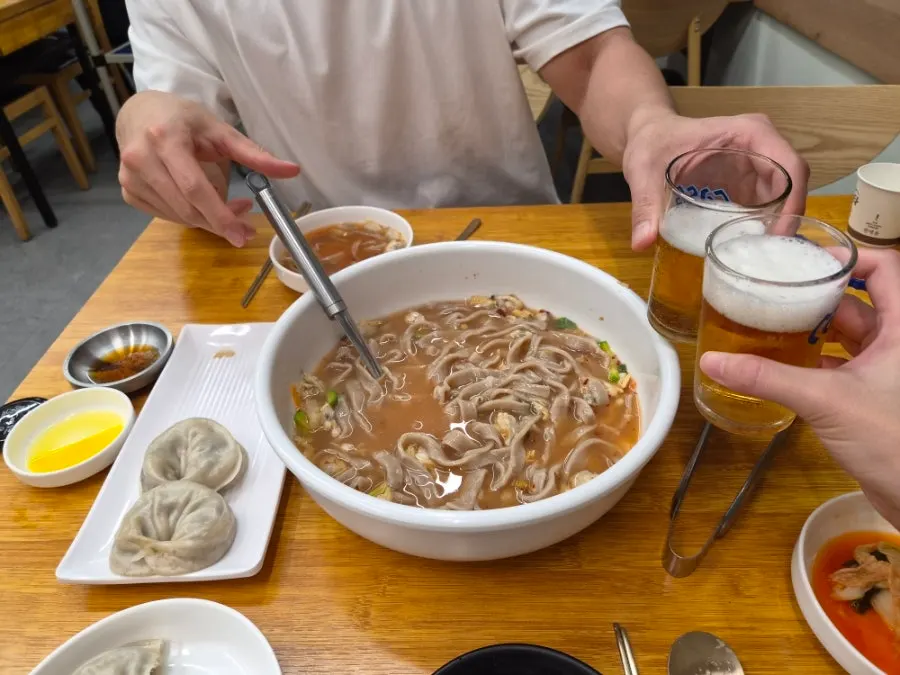 Kalguksu right before adding dadaegi