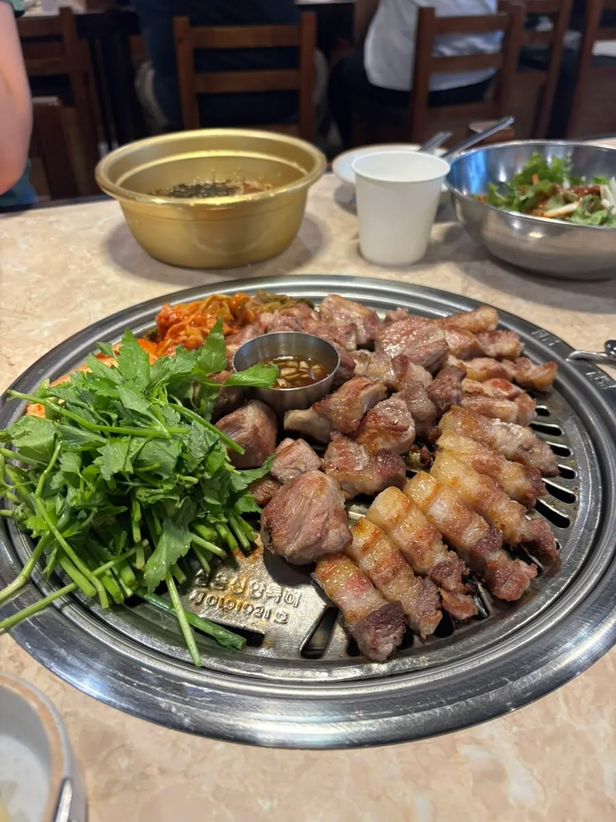 추가로 나온 한돈 소금구이