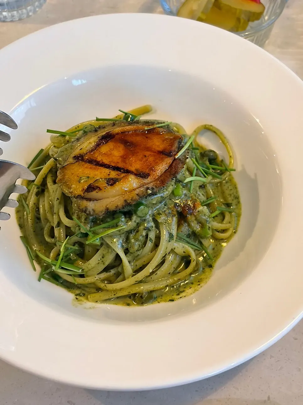Linguine abalone gonad pasta