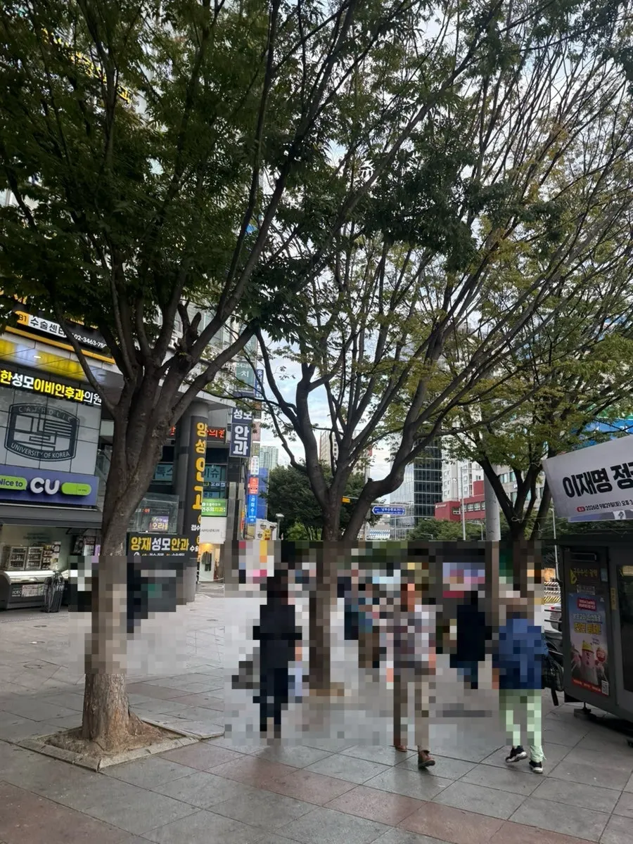 Yangjaeok's location near Yangjae Station Exit 4