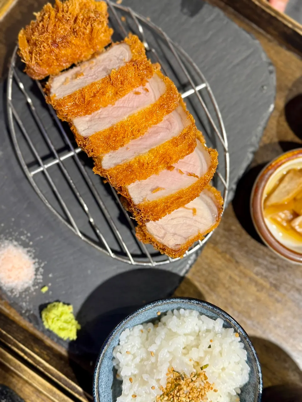 Hire katsu and loin katsu placed side by side for comparison