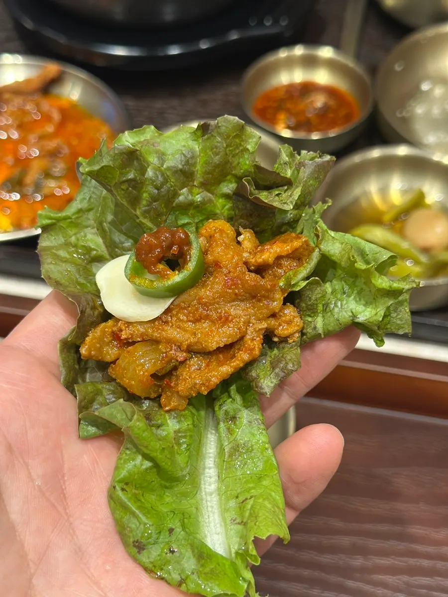 쌈에 싸 먹는 제육볶음