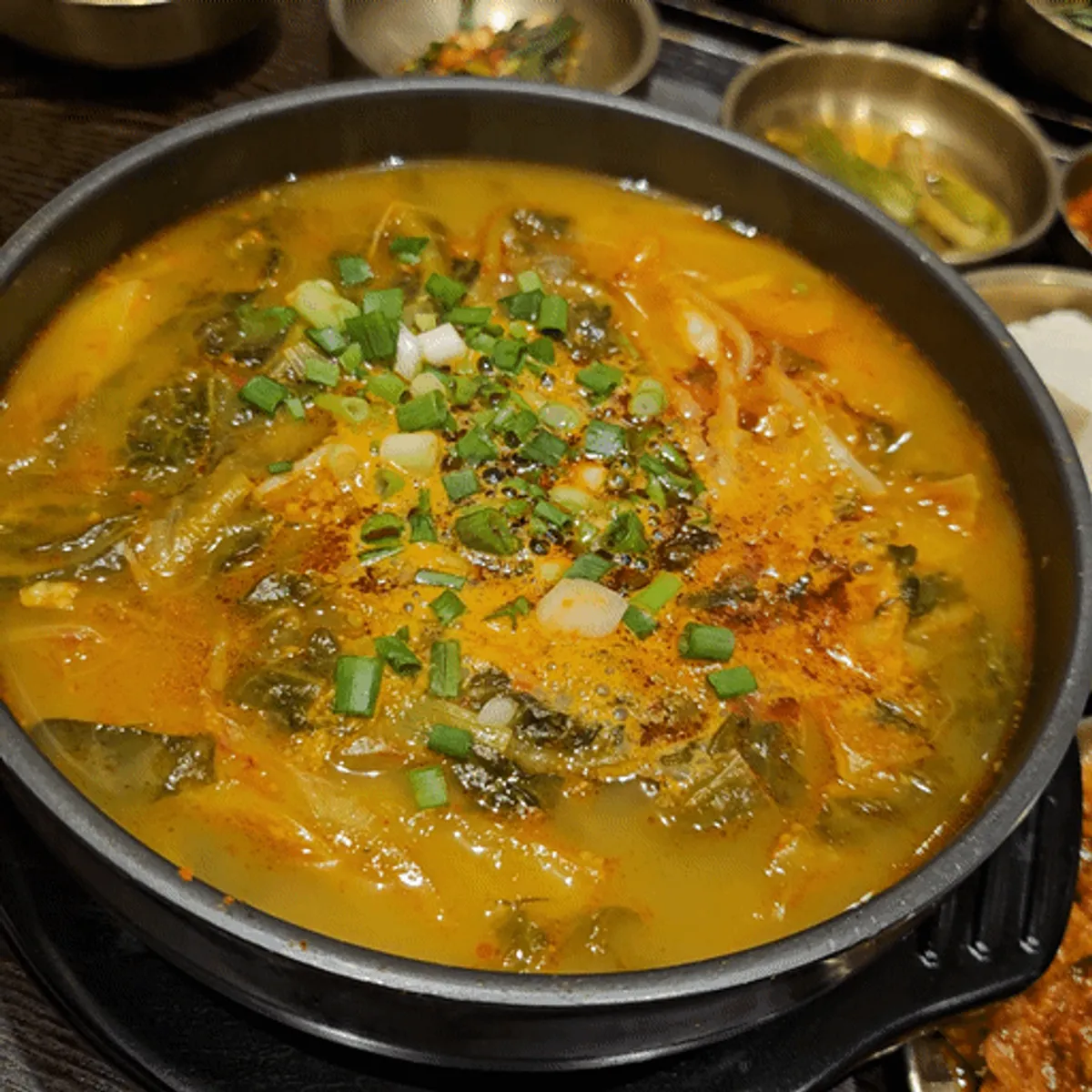 Close-up of the spicy pork gomtang broth
