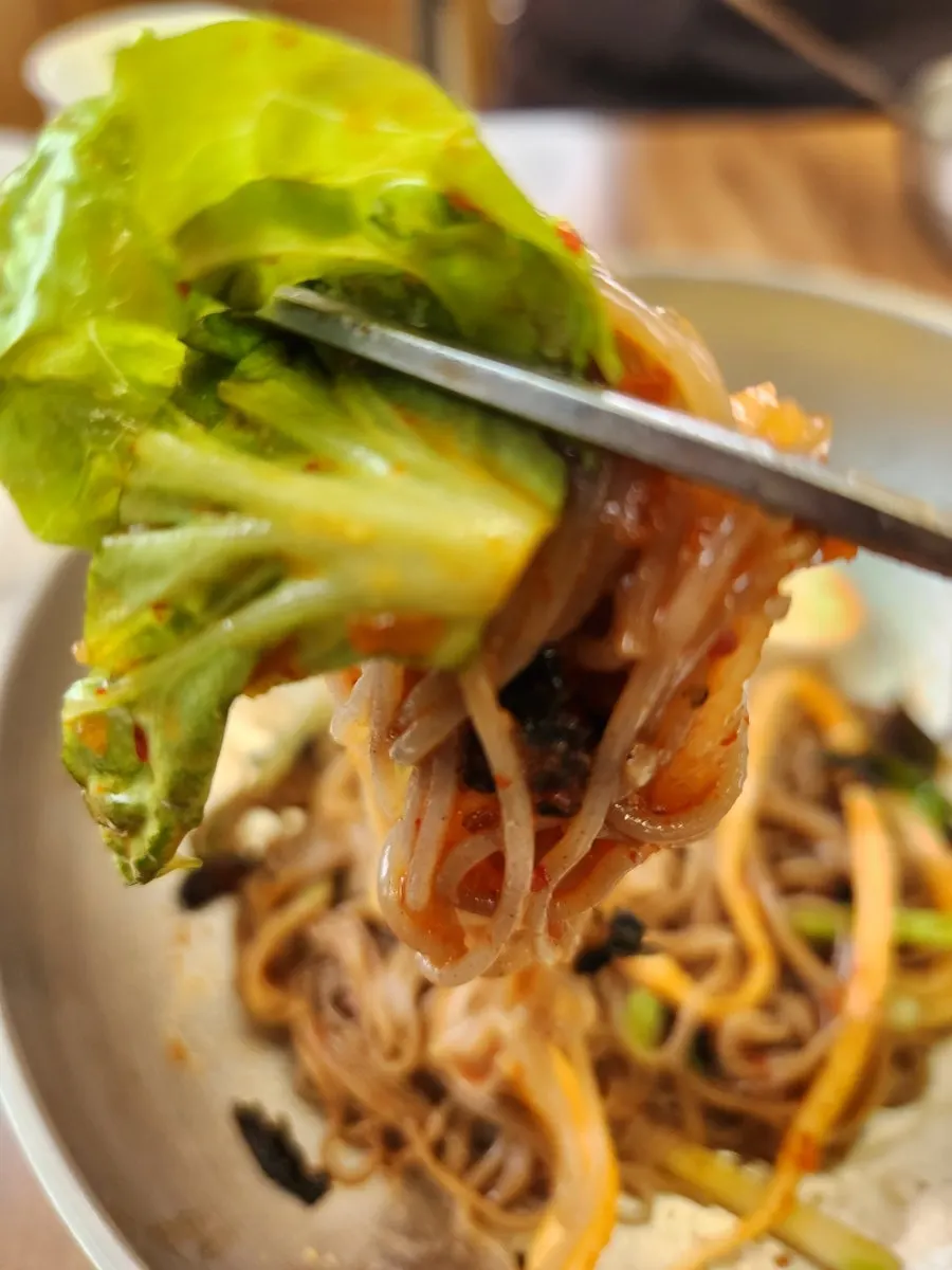 Handmade buckwheat noodles in bibim makguksu