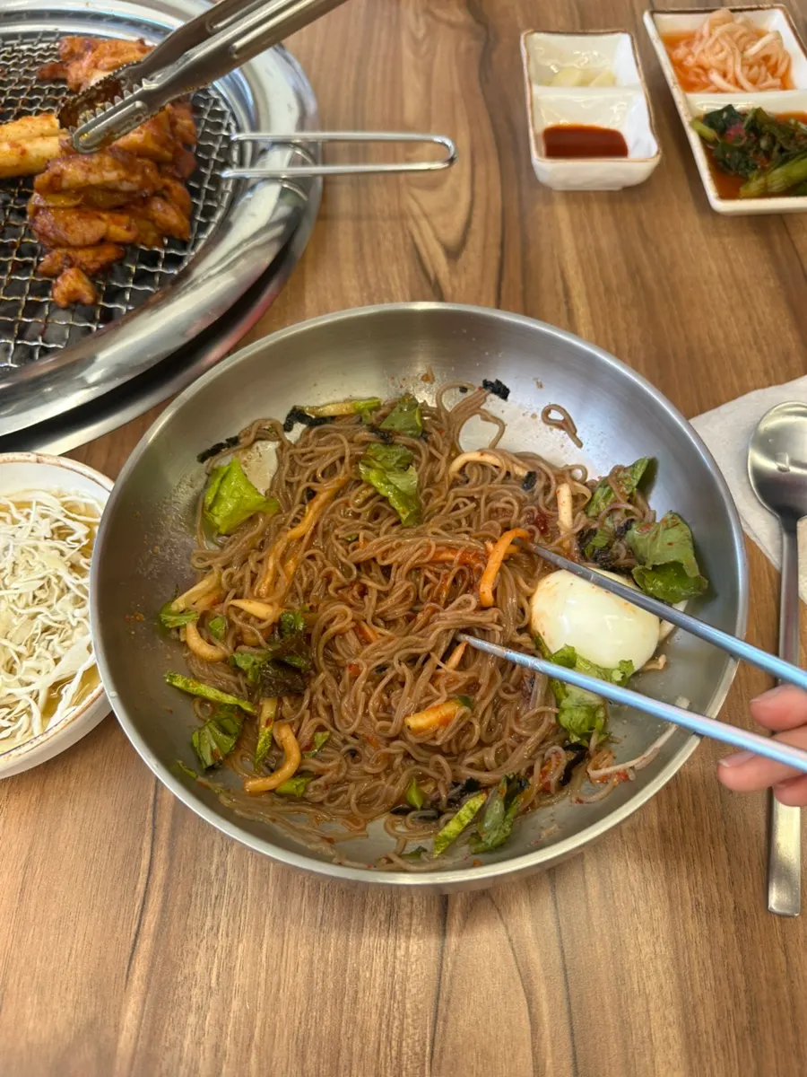 A bowl of bibim makguksu added to the order