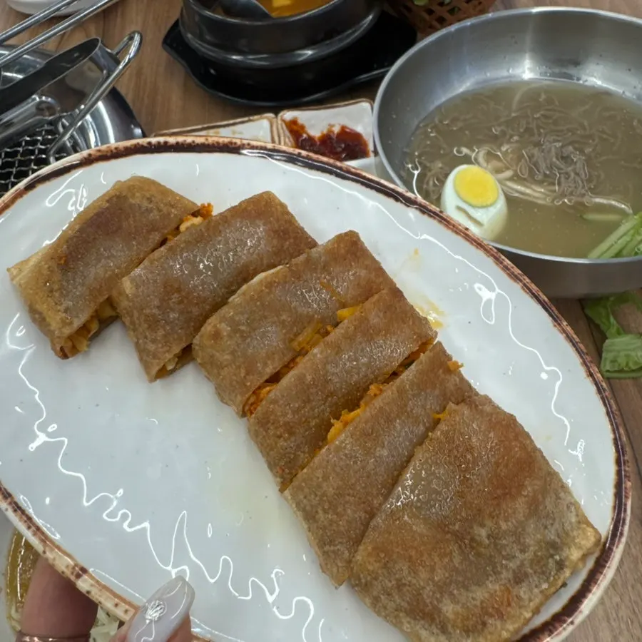 Water makguksu for dessert