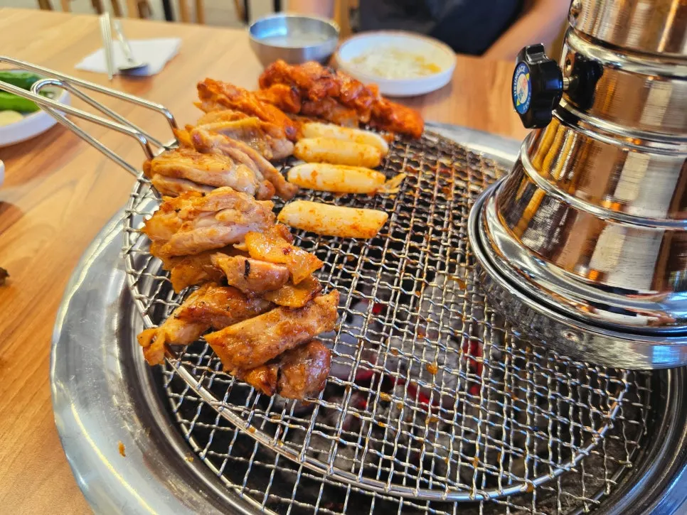 Pre-seared soy sauce charcoal dakgalbi
