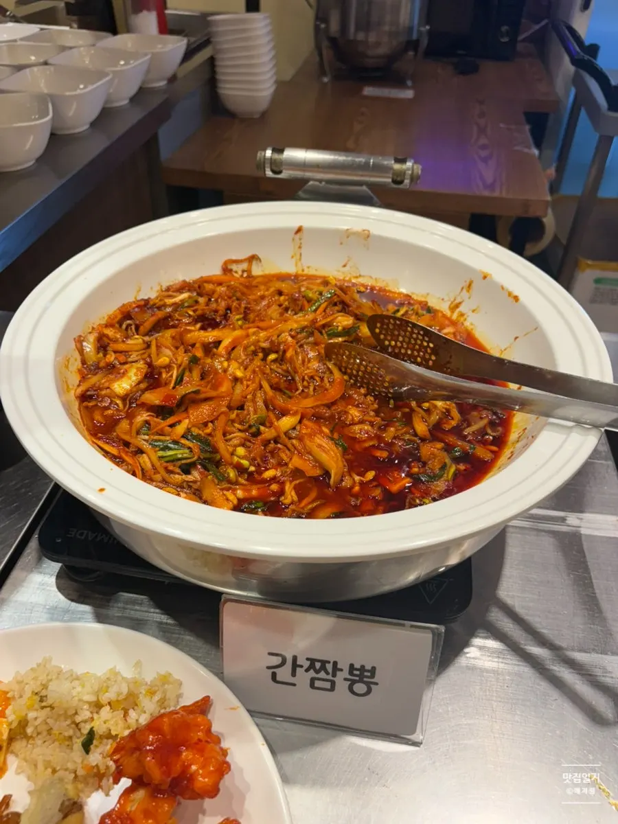 Tangsuyuk corner at the Chinese buffet