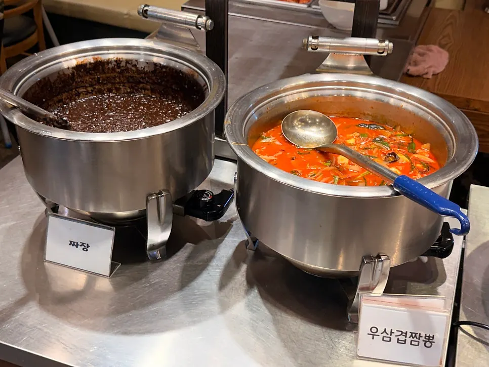 일반 사천 크림 탕수육과 소스 3종