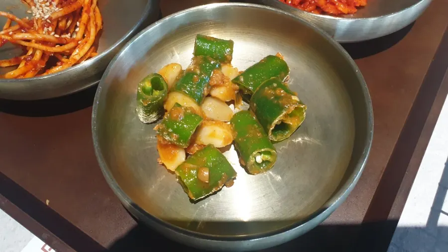 만포가든 셀프바 반찬 종류