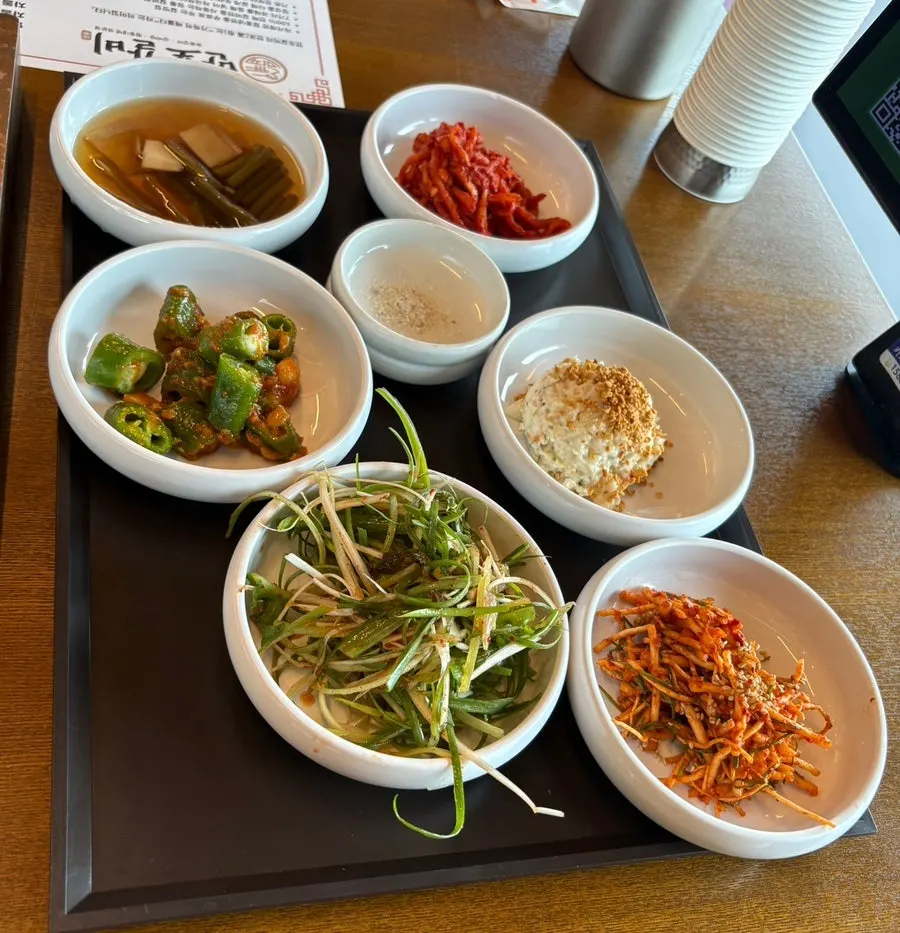 Table at the end of the meal at Manpo Galbi