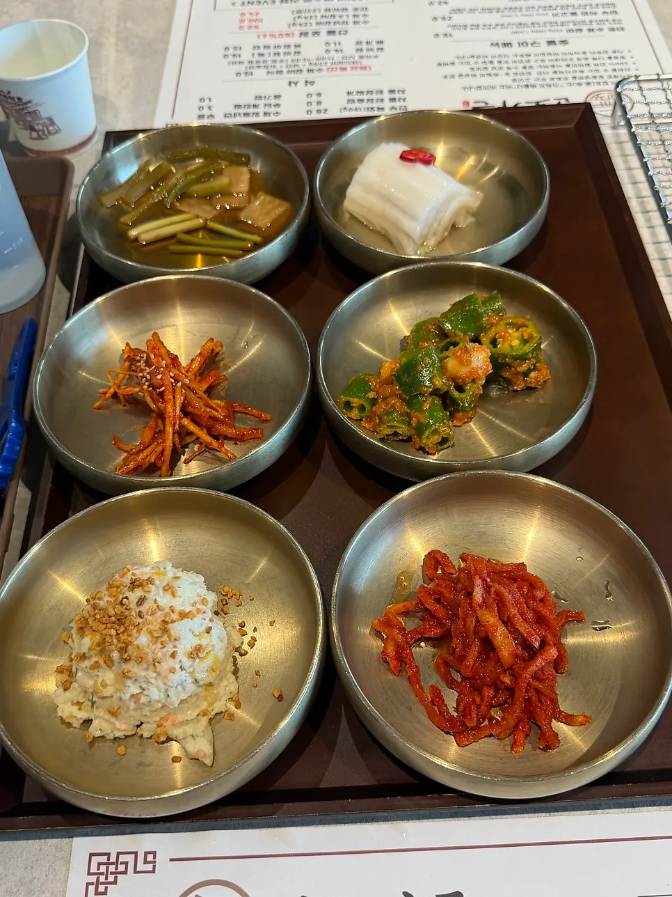 Full spread of side dishes with the Manpo Garden handmade galbi set