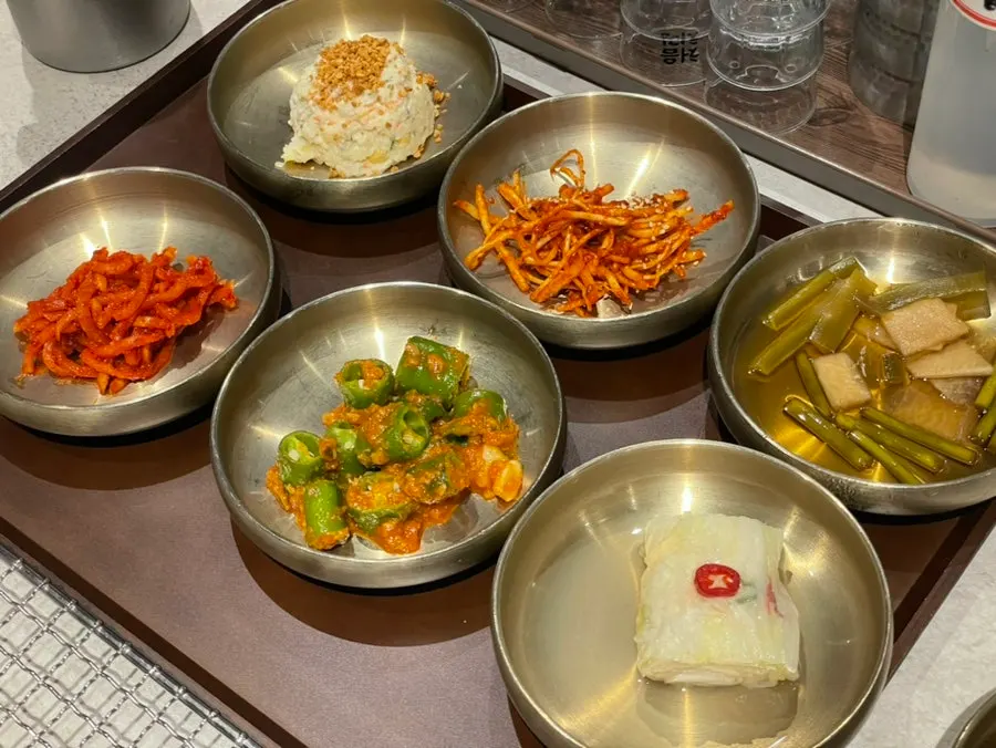 한돈 수제갈비와 가브리살 주문