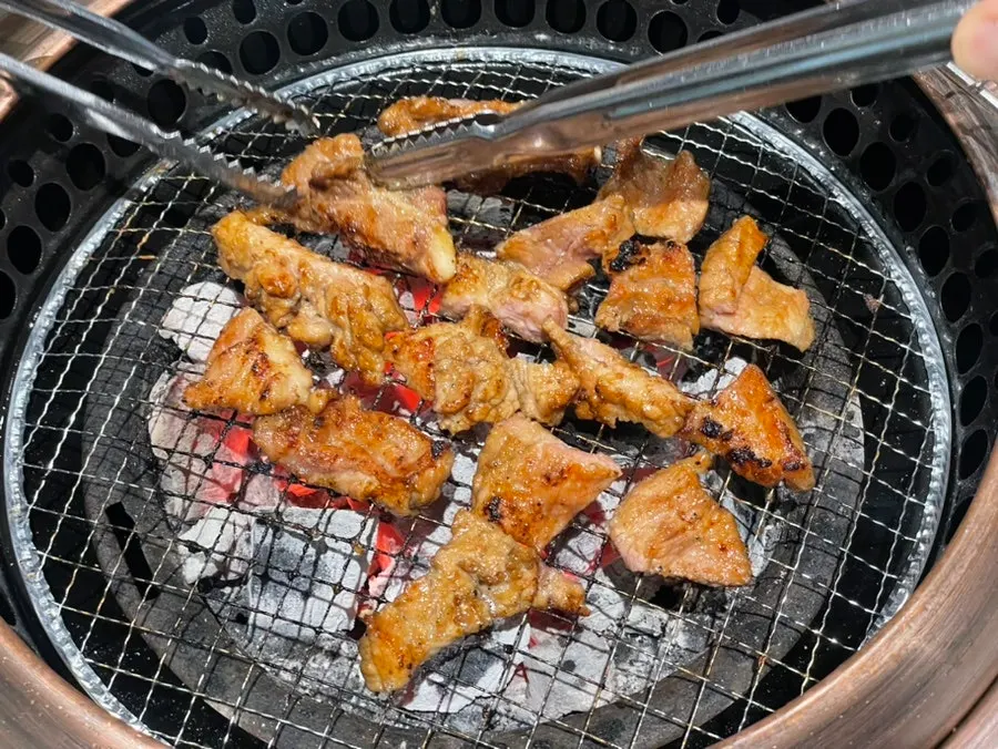 만포가든 고기 구이 식사