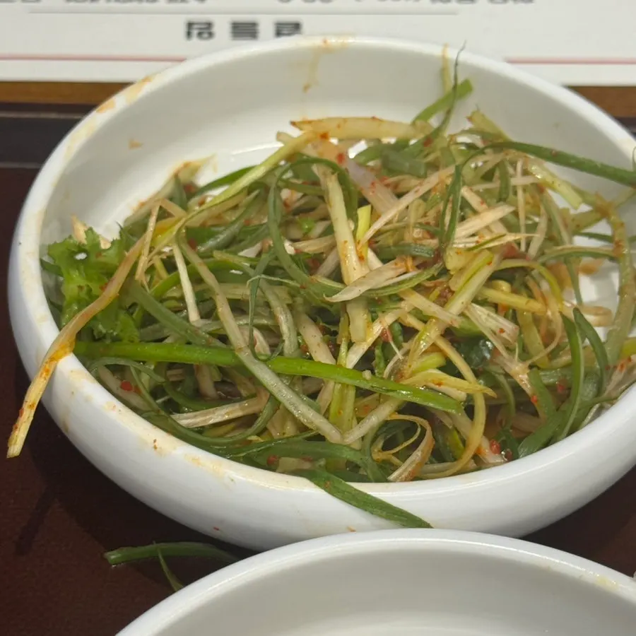 Variety of side dishes at Manpo Garden