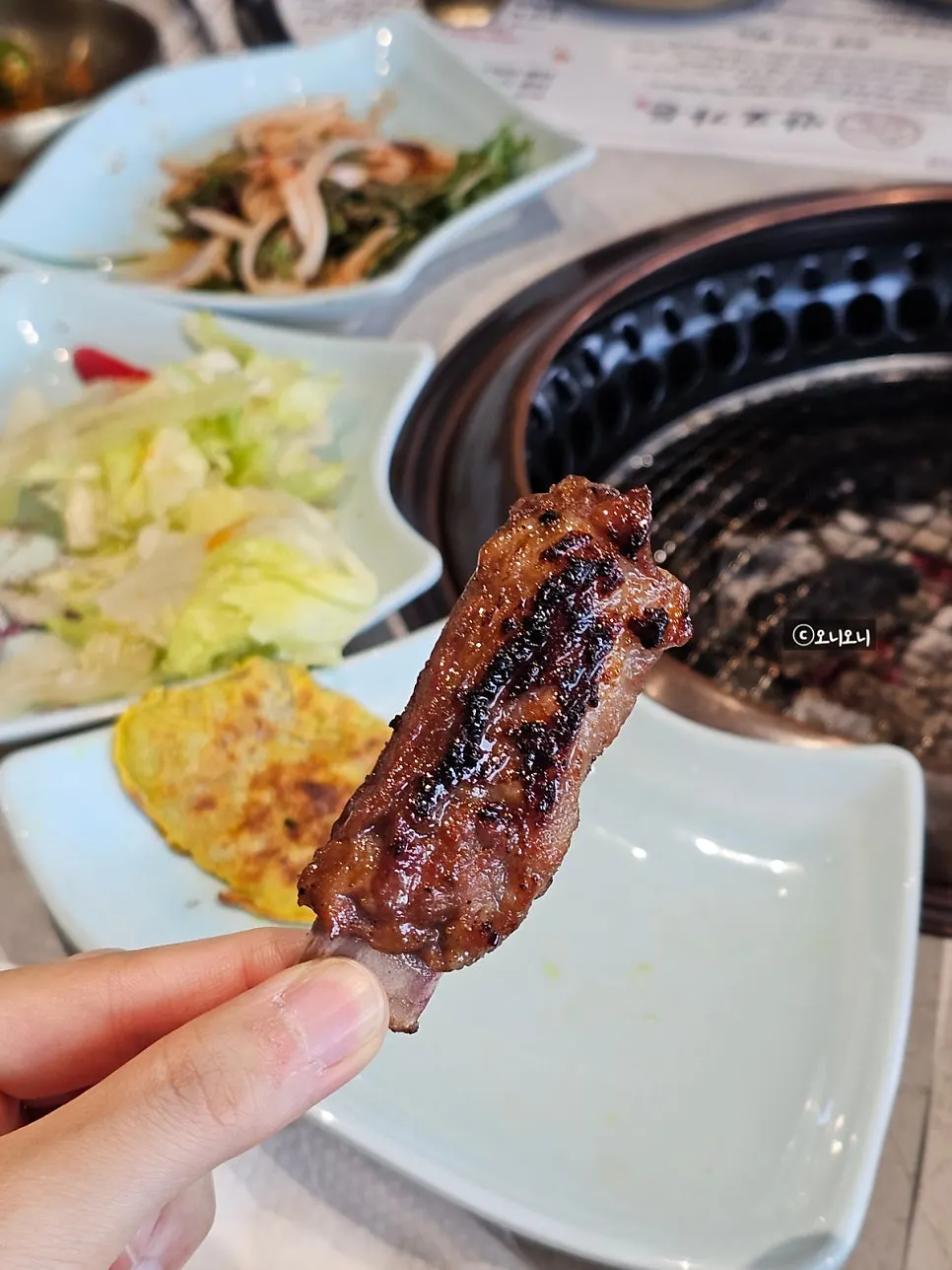 Crisply grilled pork galbi rib bones