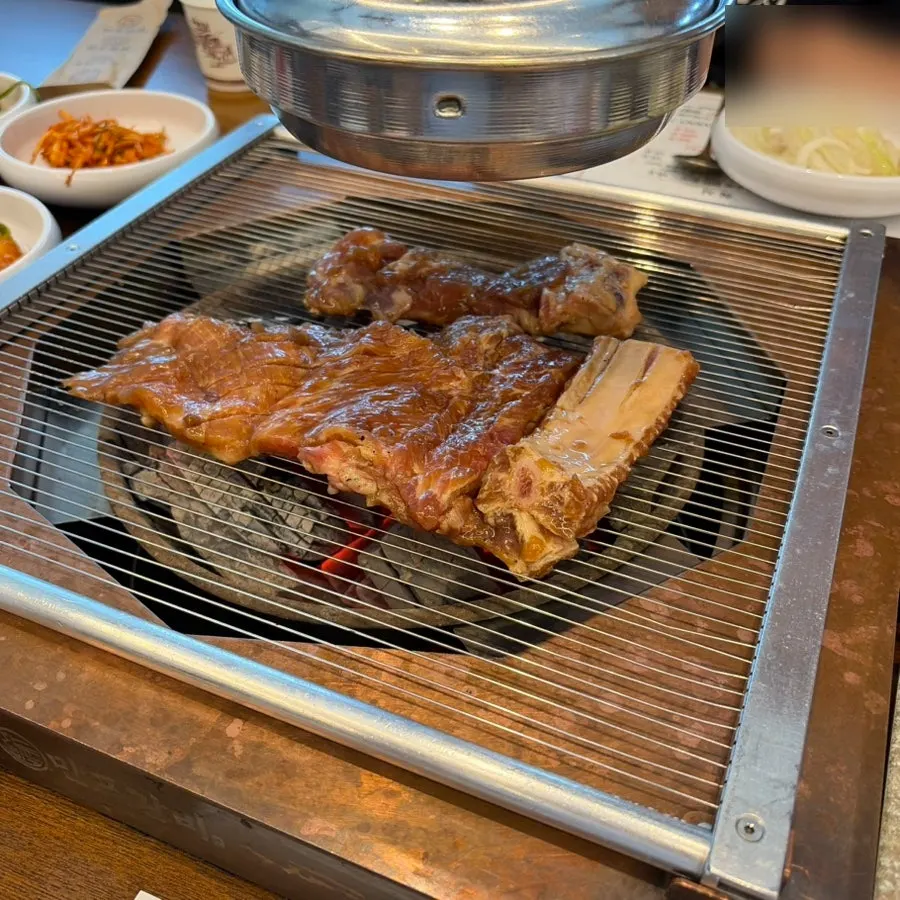 Seasoned handmade Hanwoo pork rib