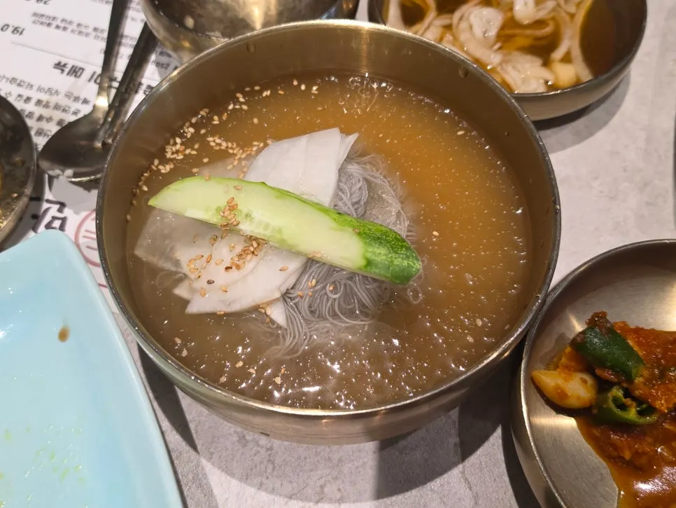 무료로 제공되는 자가제면 함흥냉면