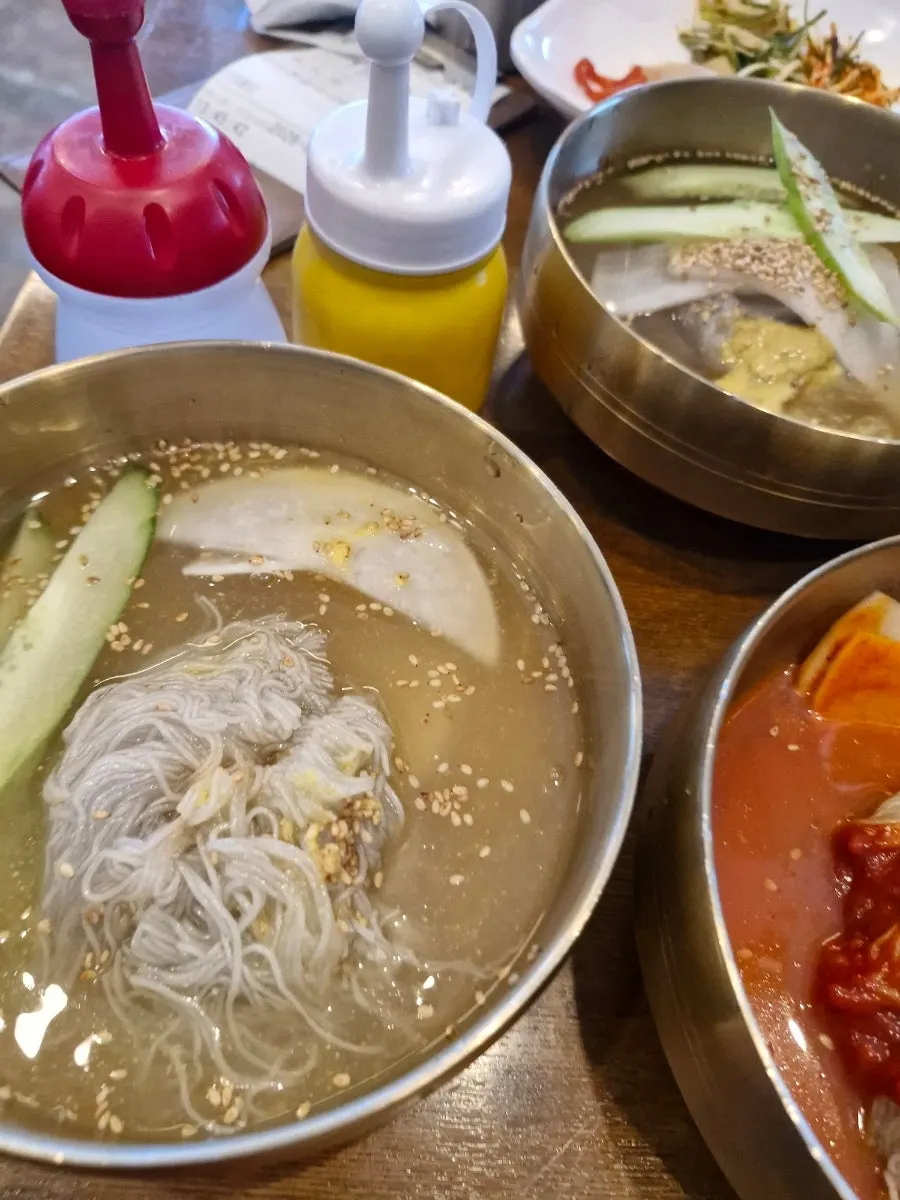 수제 양념 비빔냉면