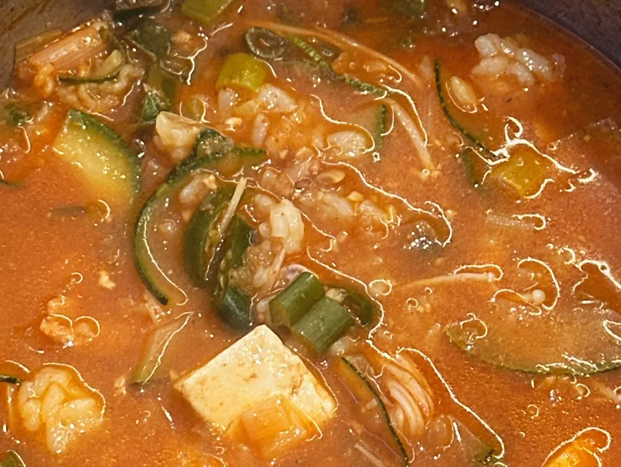Brisket doenjang sulbap included in the lunch special