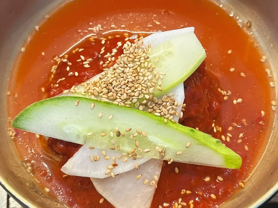 Rice mixed into the doenjang sulbap broth