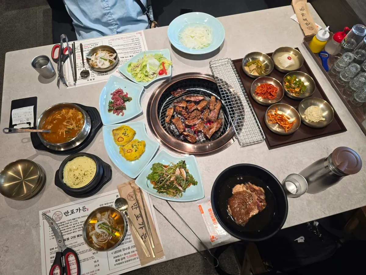 Exterior of Manpo Garden butcher-restaurant in Yangju