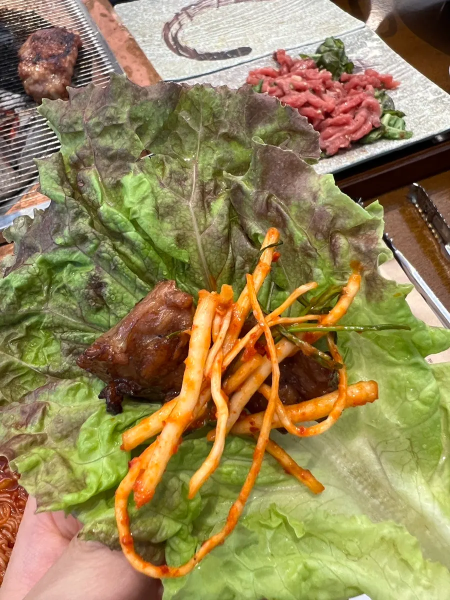 กาลบี้ที่ตัดเป็นชิ้นพอดีคำ
