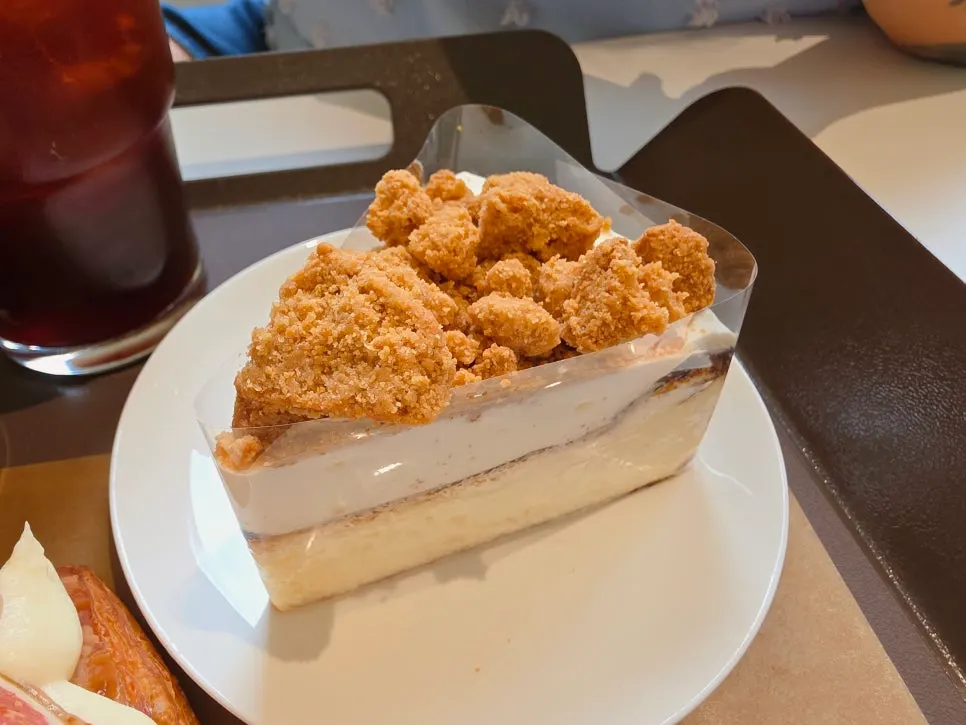 Basque cheesecake piled generously with crumble