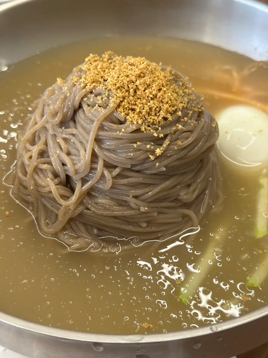 Doenjang jjigae served alongside