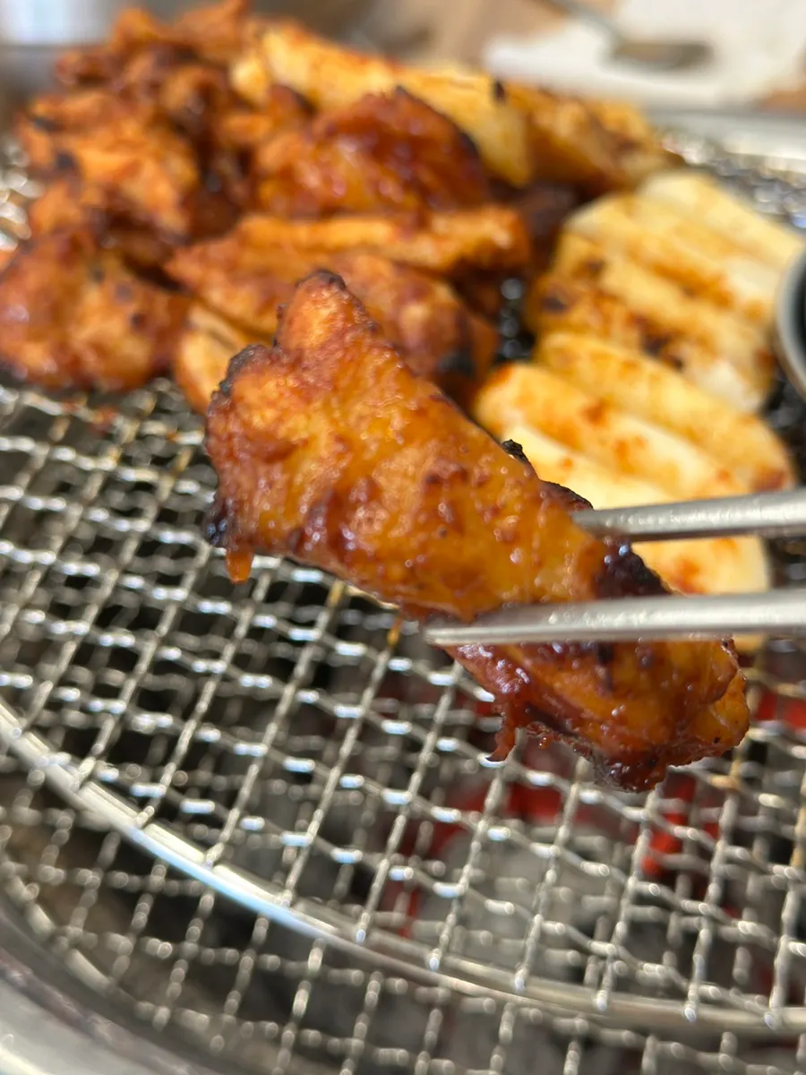 Grill pan with added rice cake sticks