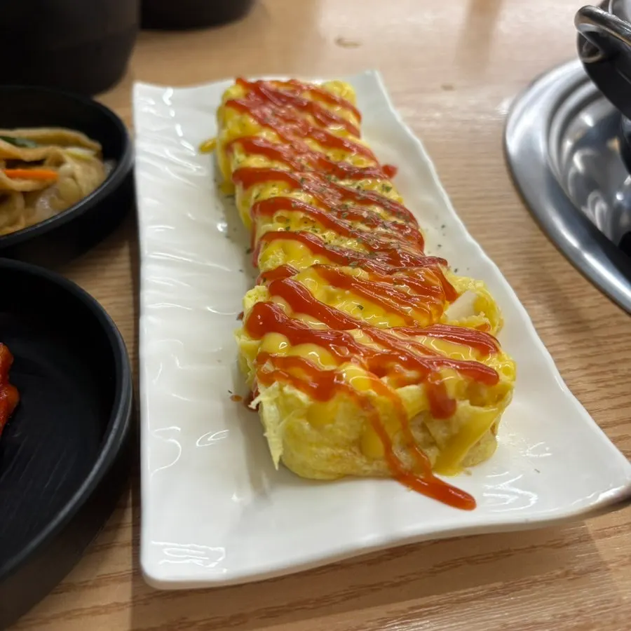 부찌말이 계란말이 단면