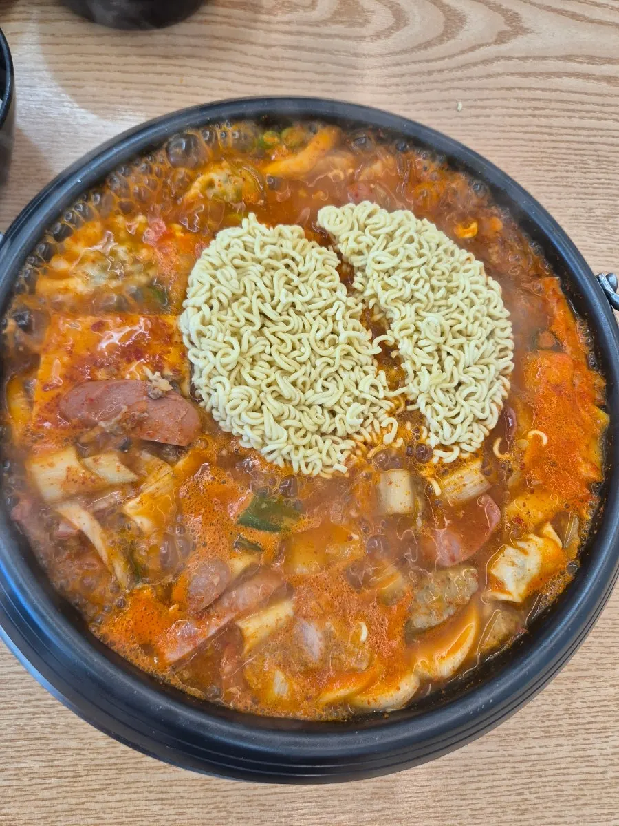 Budae-jjigae with ramen noodles