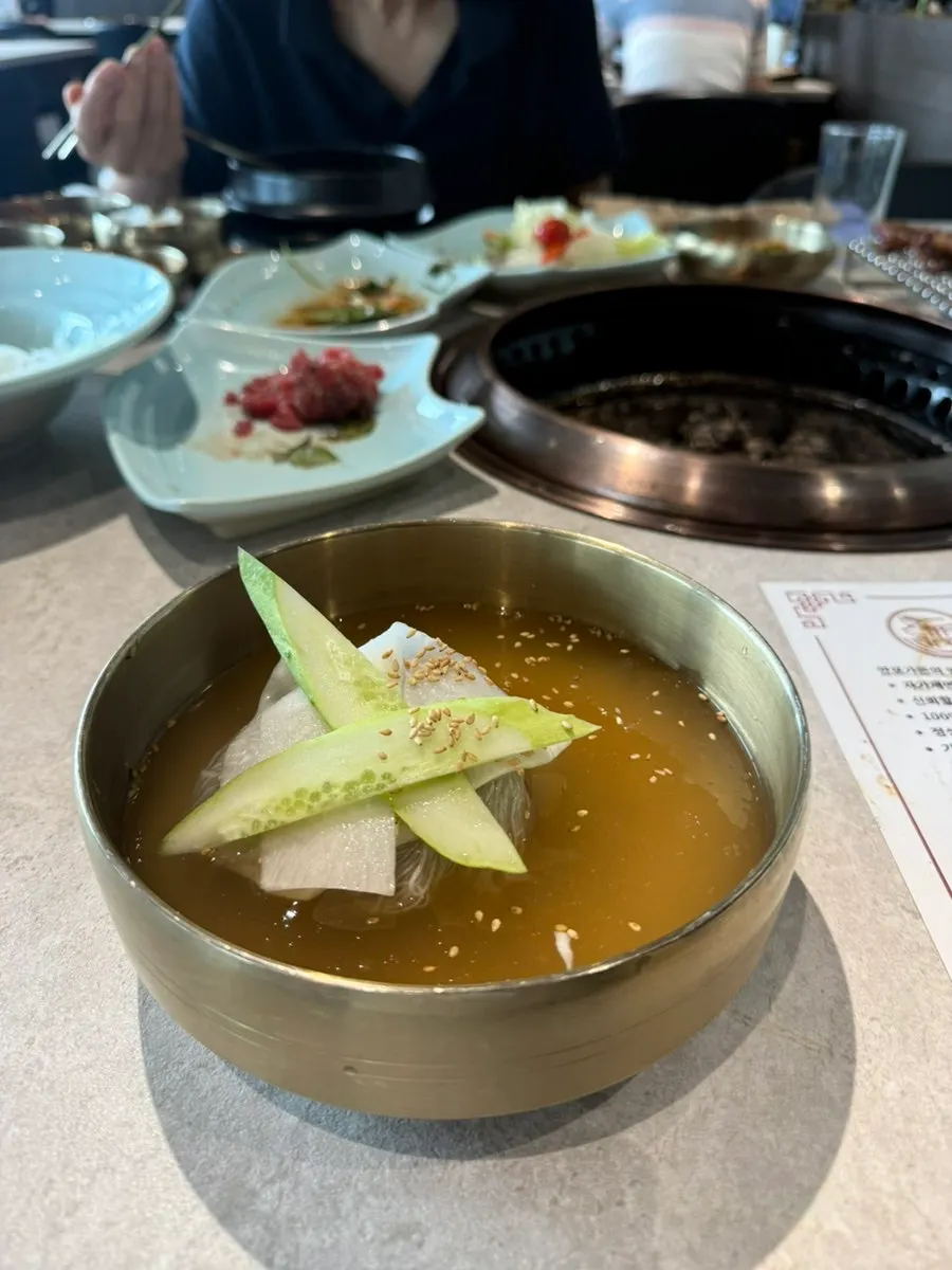 Table at Manpo Garden after the meal