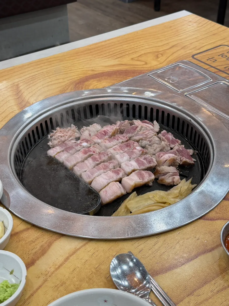 추천한 숙성 생삼겹살 메뉴
