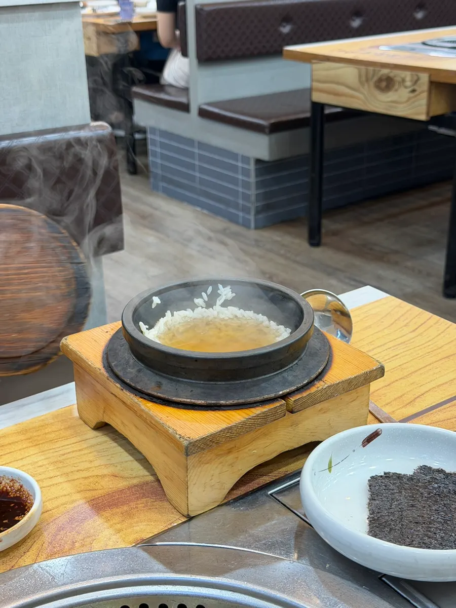 점심특선 돌솥밥과 된장찌개