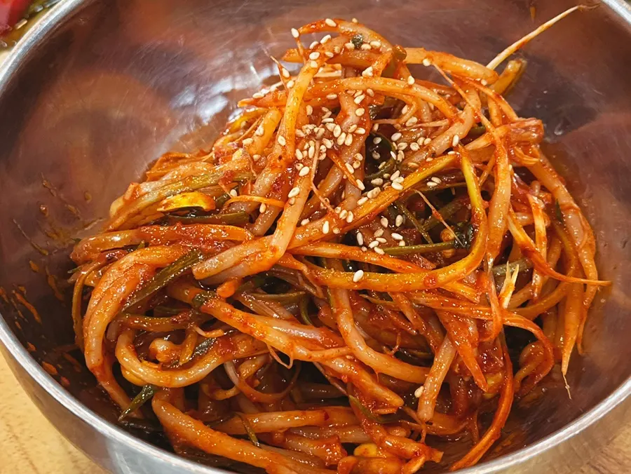 조합해 먹기 좋은 곁들임 반찬들