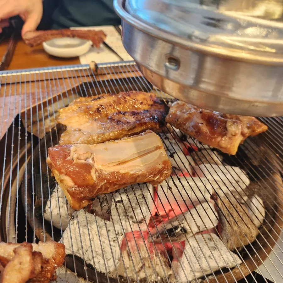 고기와 함께 먹는 물냉면