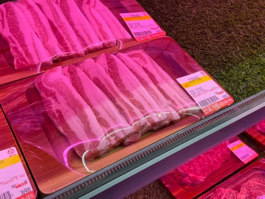 Menu screen for hanwoo and grilled cuts