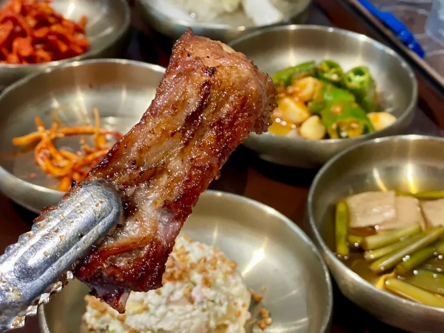 Chewy rib bones after grilling the galbi