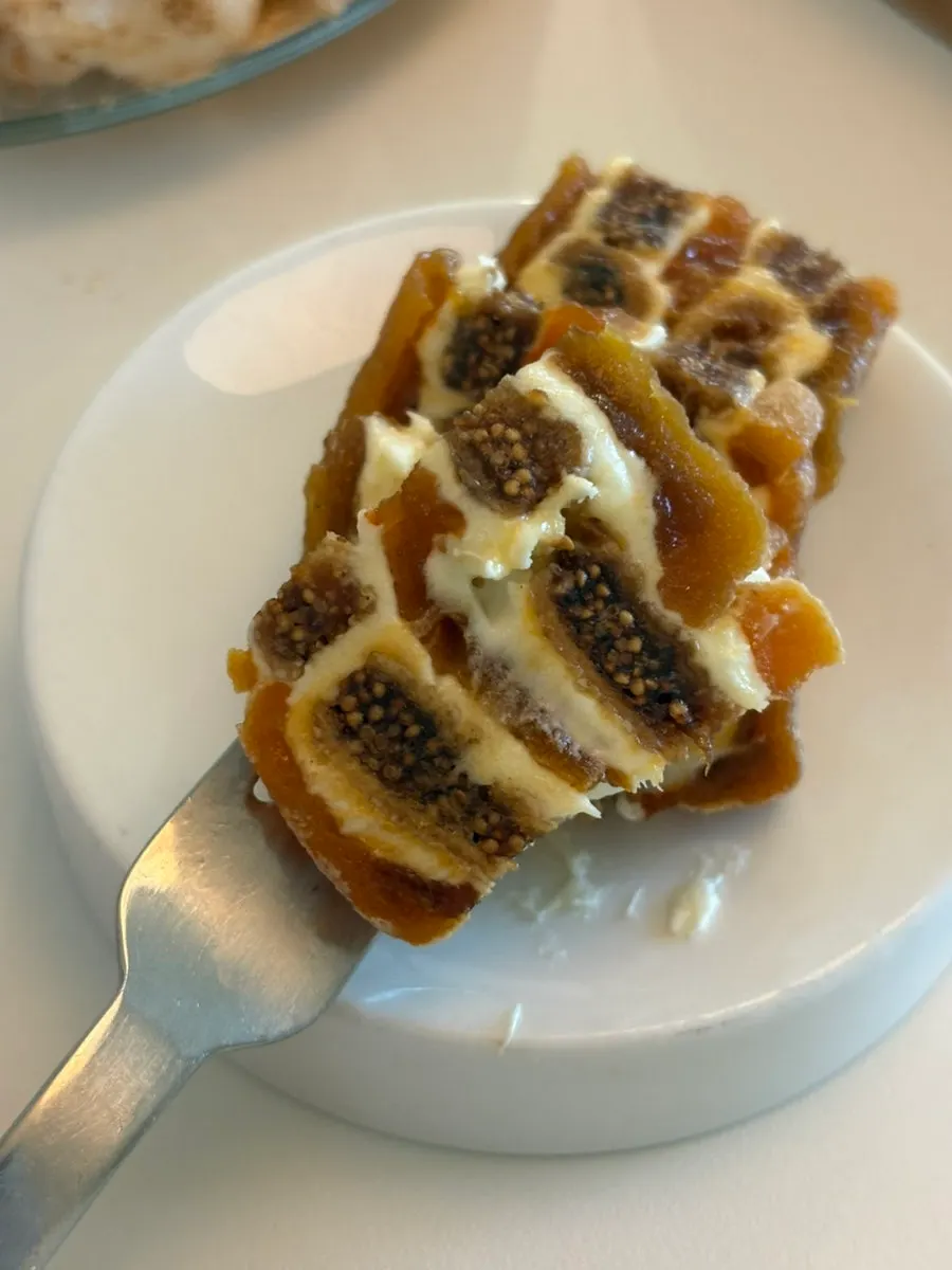 Dried persimmon sando with cream cheese and figs
