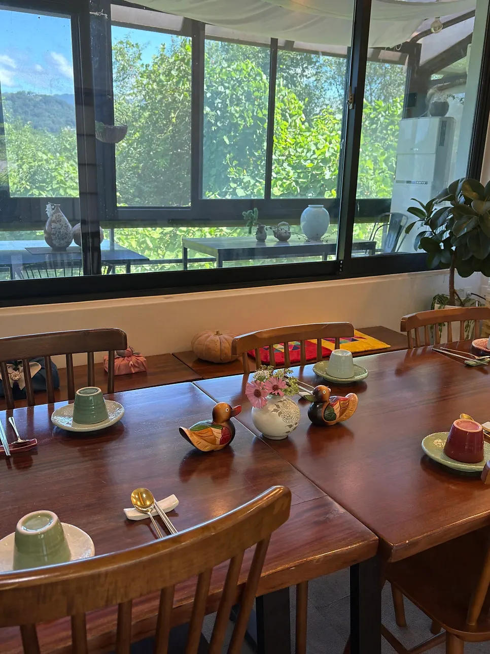 Ochan Hoedong interior styled with Korean objects