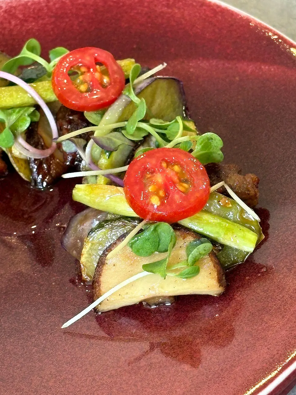Bite-sized Korean beef tteokgalbi plating